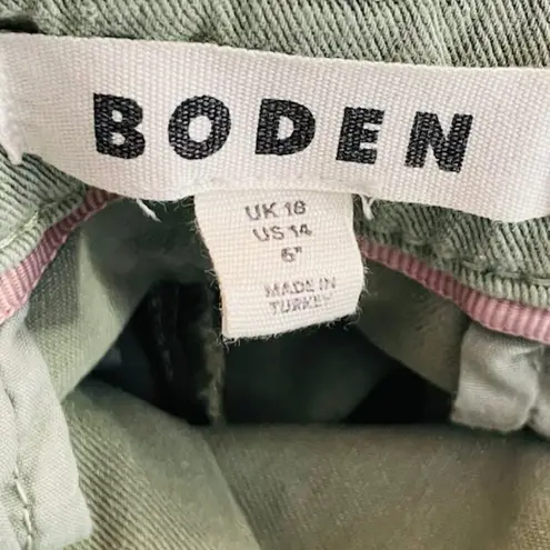 Boden Casual 100% Cotton Pleat Front Cuffed Relaxed Fit Shorts Olive Size 14 NWT Green