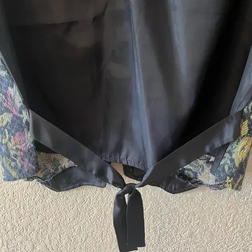 Vintage Maggie Sweet Denim Vest Embellished Button Front Size Medium Made in USA Black