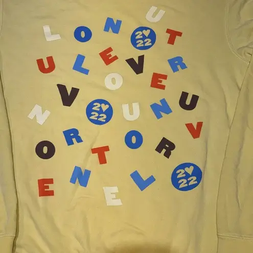 Harry Styles Love on Tour Crewneck Sweatshirt, size small Yellow