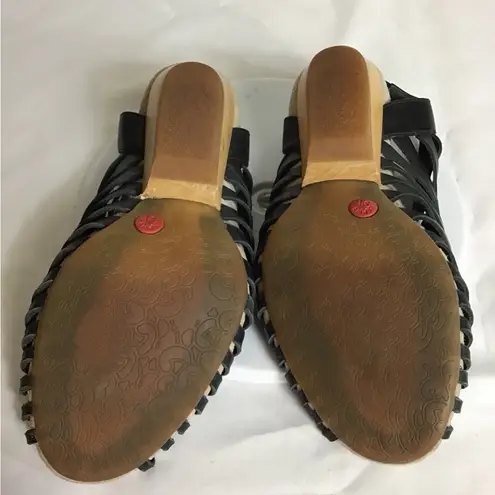 Camper Women “Rachel Wedge Sandals Sz. 39/8.5US Black EUC with Strappy Design