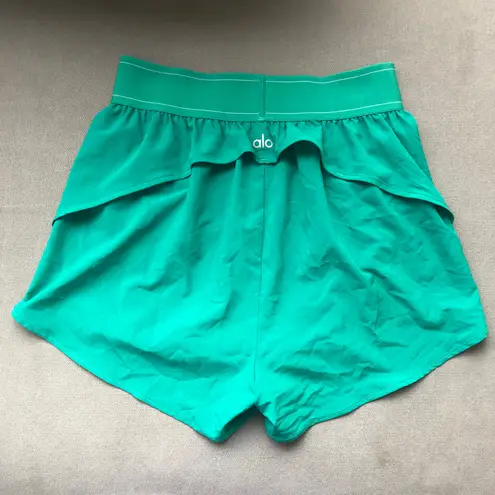 Alo Yoga Match Point Short Spruce Green XS