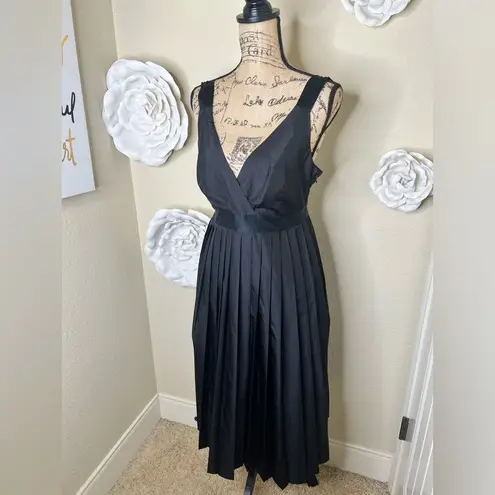 The Limited NTM: Empire Waist Pleated Accordion Skirt Black Midi Dress Sz 10