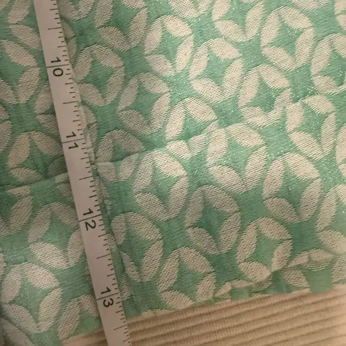 NY & Co 7th Avenue Mint Jacquard Shorts Size 10 Geometric Preppy Spring Summer Green