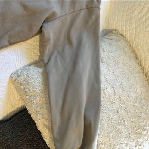 Women’s Classic Khaki Sweater by Ostaug, Size XL Tan