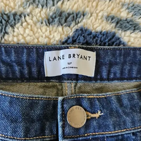 Lane Bryant  Blue Denim Boyfriend Capris Size 16P