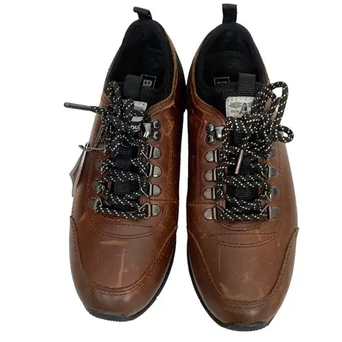 Barbour Tech Low Top Leather Lace Up Sneakers Brown Size 8 NWT