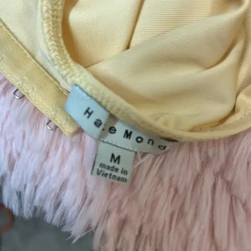 Haute Monde Haute Monda tan Crop top size medium