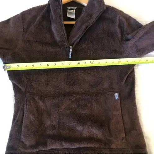 The North Face  Glacier Fleece Women’s 1/4 Zip Jacket. Brown. Size Small.