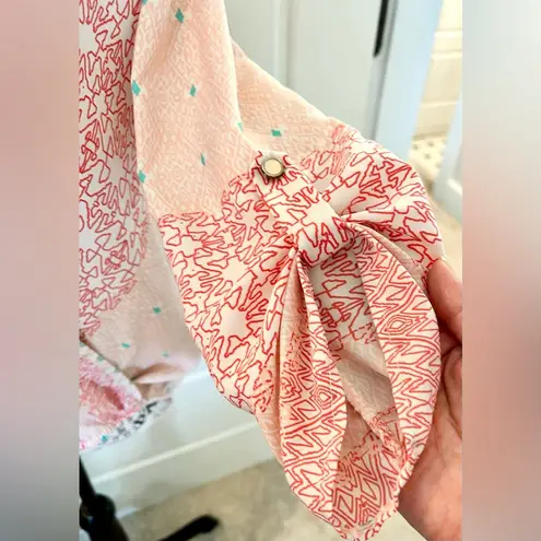 MADELYNN Boho Floral Print Front Wrap V