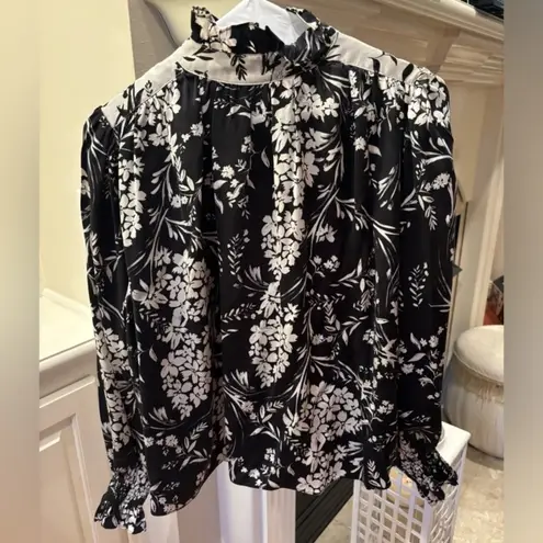 Hunter Bell blouse good condition