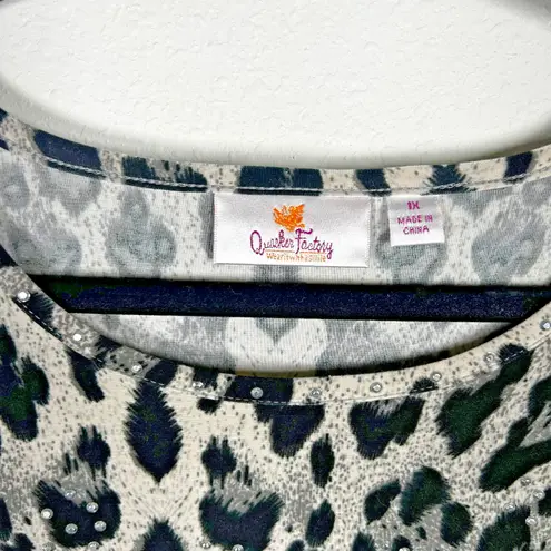 Quacker Factory QVC Grey & Black Rhinestone Leopard Print Tunic Top Size 1X EUC - Image 3