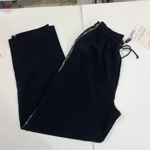 Elle 80’s-90’s black jogger track pants pockets warmups tie waist logo trim NWT✨