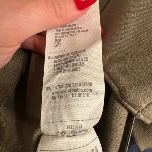 Abercrombie & Fitch  Pull On Slit‎ Pants