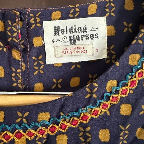 Holding Horses | Embroidered Boho Button Back Blouse | Size 2