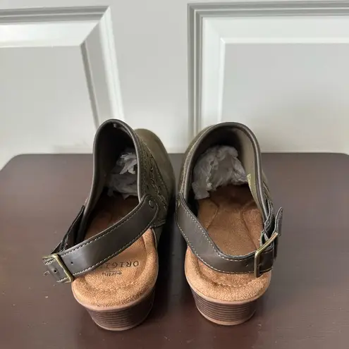 Earth Origins Cady Clog 9 Wide Women Olive Green Suede Shoes Slip On