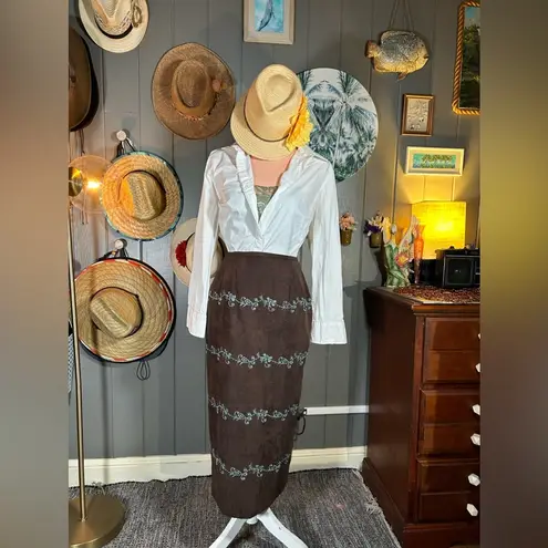 Vintage 90’s Faux Suede Beaded & Embroidered Maxi Skirt Small Brown Size 4