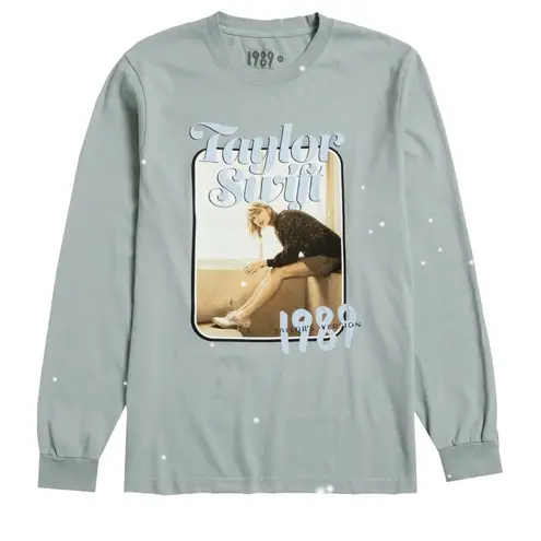 Taylor Swift From The Vault Green 1989 Taylor's Version Photo Long Sleeve