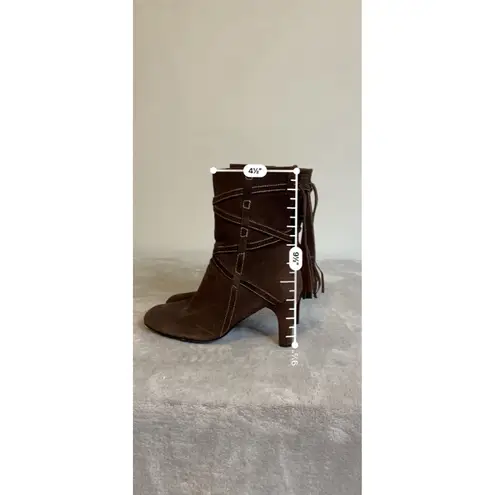 Bisou Bisou Women's  Brown Suede Ankle Boots Size 7.5
