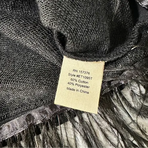 Evy's Tree Size 1X Black Feather Fringe Round Neck Pullover Sweater Cozy Chic