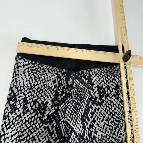Nux Leggings Womens Small Black Gray Snake Print Vesper Capri High Rise Pants