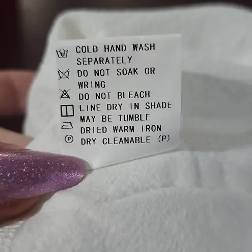 White elastic drawstring pants, slacks. Size XXL.