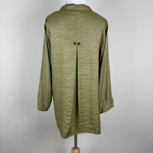 Habitat Blouse Top Womens Large Green Shimmery Metallic Button Up Collared Shirt