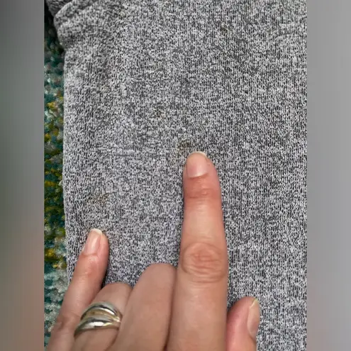 Hard Rock Cafe Vintage Montreal Canada gray logo sweatshirt, size XL