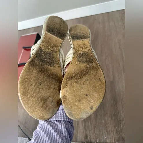 Liliana Women's Cream and Gold Sandals