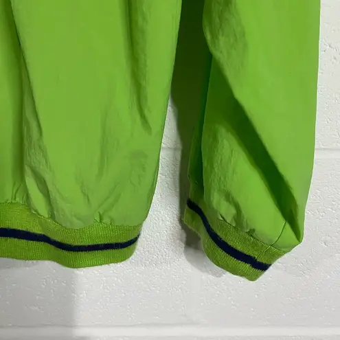 IZOD Men's Green windbreaker small