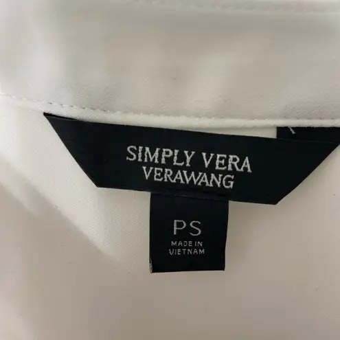 Simply Vera, Vera Wang NWOT Simply Vera Verawang women’s black white cuffed sleeve artistic pattern top