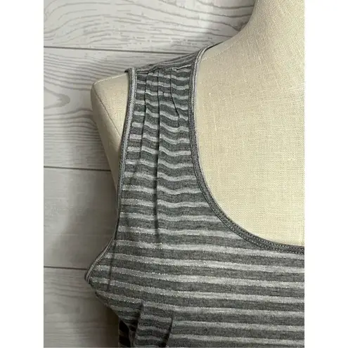 Liz Sport gray striped tank top Size Medium