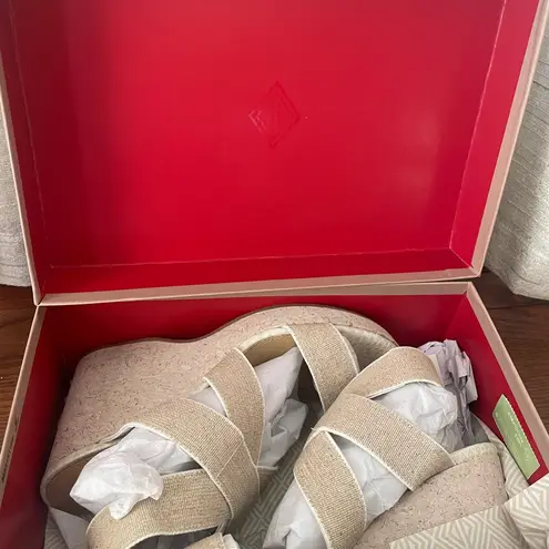 Donald Pliner Faraije Wedge Sandals Size 11 Bone Jute Elastic Criss