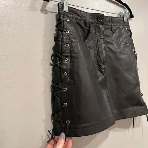 Vintage Women's Leather Lined Lace Up Side Mini A