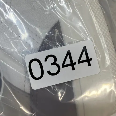 NWOB Vessi Soho Waterproof Sneakers White Gray Casual Walking Shoes Sz 6 Flaw