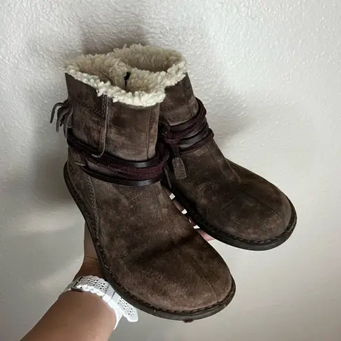 UGG Australia Gaviota Womens Brown Suede Lined Fringe Ankle Boots 5 Cozy Boho
