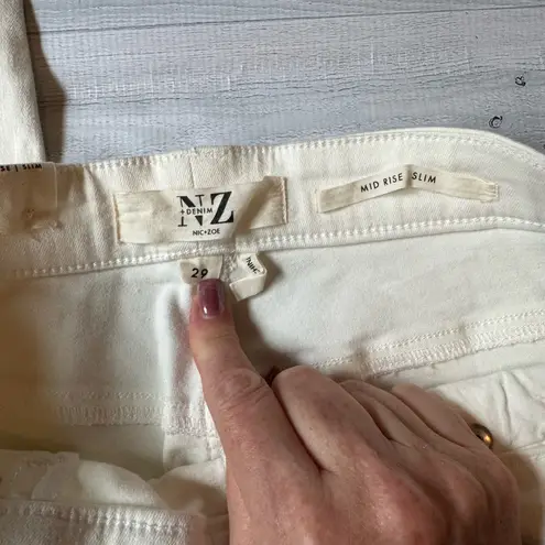 Nic+Zoe Mid Rise Slim White Denim Pants Size 29 Paper White NWT $158