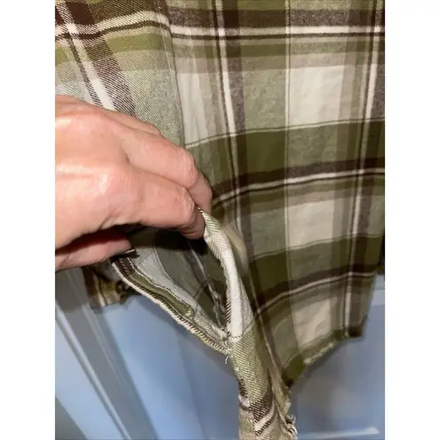 Blu Pepper  Green Brown white Plaid Flannel Shacket Pockets raw hem Womens L NWOT