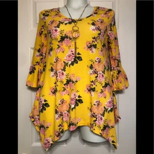 Brooks Bobbie  Sz M Yellow Floral Hanky Hem Top with Necklace NEW NWT