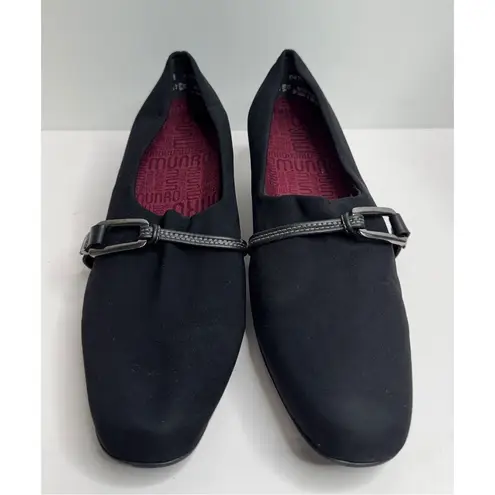 Munro Pumps Size 6 Black Square Toe Block Heel Arch Support