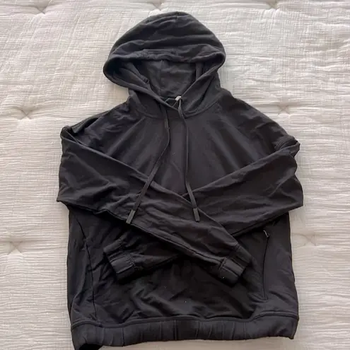 Lululemon Black Twisted and Tucked Pullover Hoodie Size 6