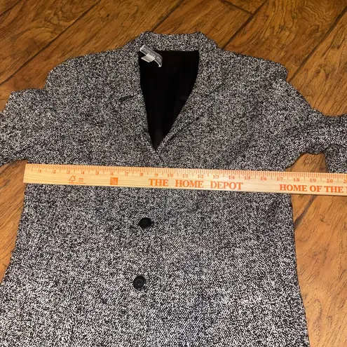 Petite Sophisticate Black and White Tweed suit Jacket blazer size 12