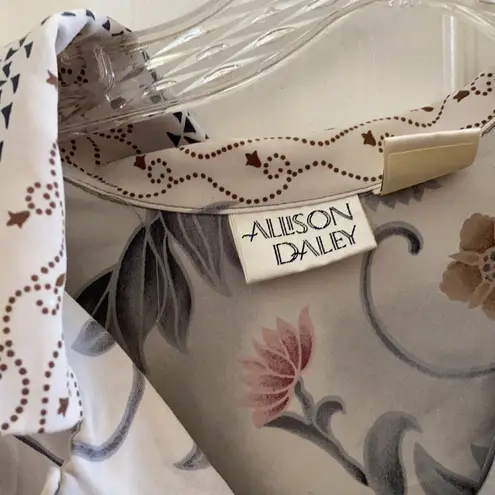 Allison Daley FINAL MARKDOWN Ladies’  Blouse (16)