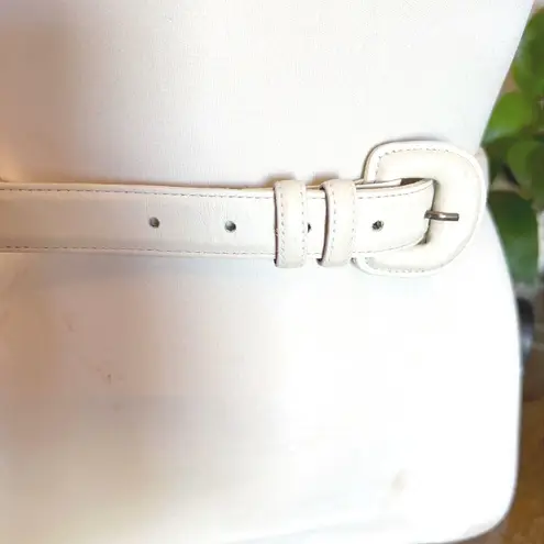 Vintage Accessories by Pearl Womens L Leather Belt Cream Made in USA Career Chic Size L