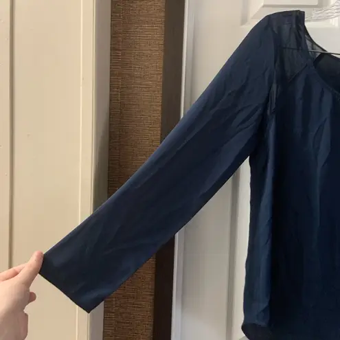 Harlowe $ Graham Harlowe & Graham Navy Scoop Neck Long Sleeve Top size Small