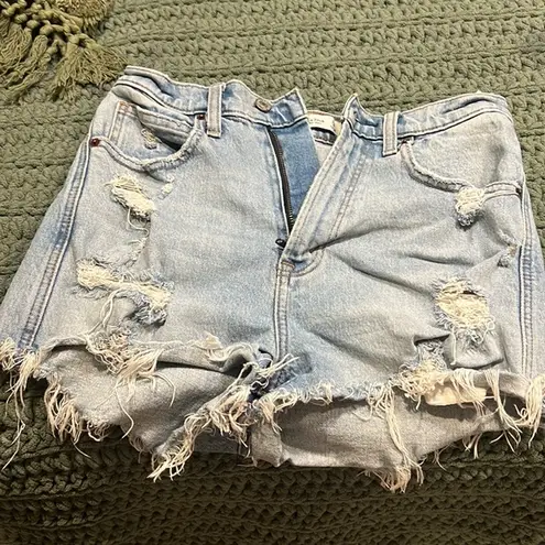 Abercrombie & Fitch Abercrombie ultra high rise mom shorts! Worn a couple of times