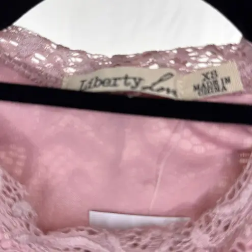 Liberty Love NWT LIbery Love Lace Dress Sz XS