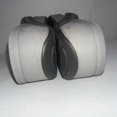 Vionic Orthaheel Minimalist Silver Orthotic Thong Flip Flops Designer Shoes 6