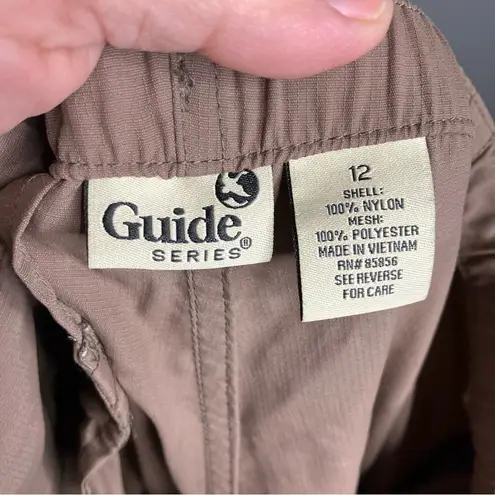 Guide Series  hiking pants zip off legs size 12 - Image 8