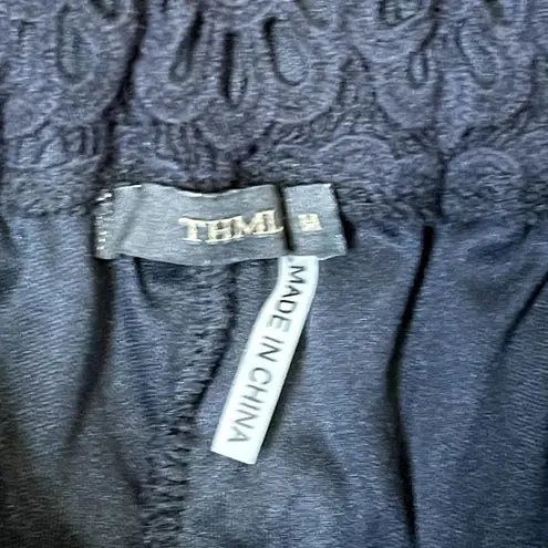 THML Crochet Lace Floral Shorts Pull On Navy Blue 100% Cotton Women Size Medium