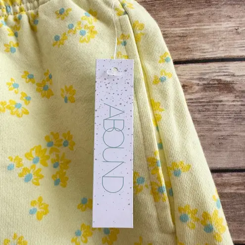 Abound  Yellow Floral Organic Cotton Pull On Shorts Size Medium NWT